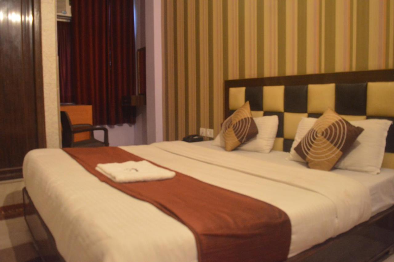 Hotel Apsara , By Soank Hospitality Haridwār Exterior foto