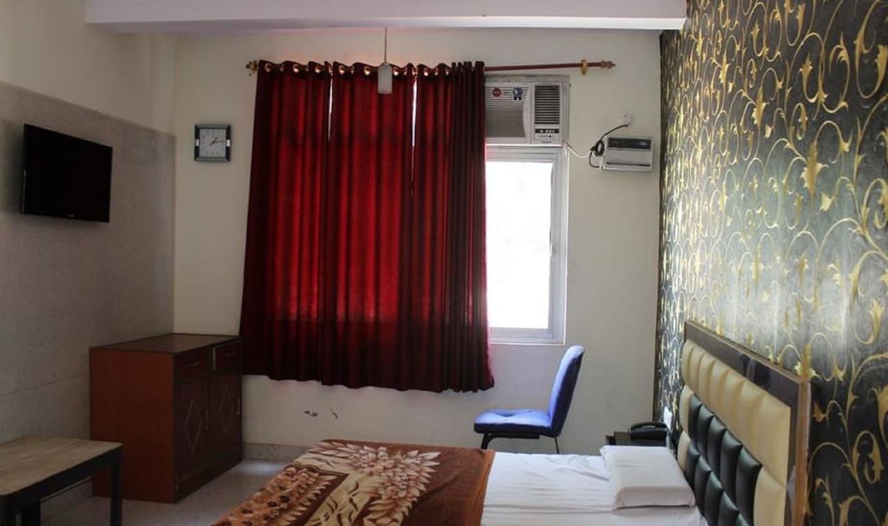 Hotel Apsara , By Soank Hospitality Haridwār Exterior foto